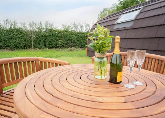 Orchard Glamping