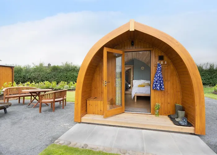 Orchard Glamping
